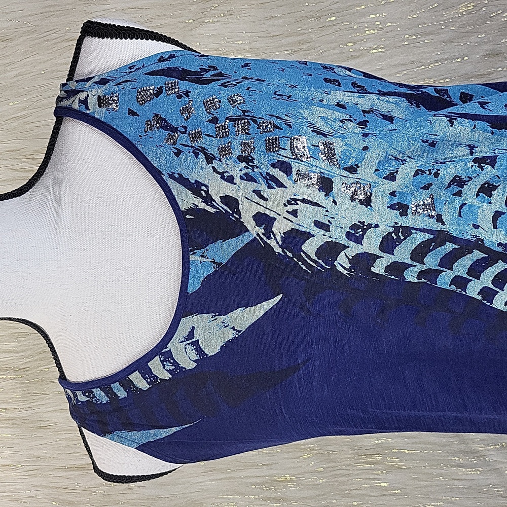 Express Tank Top - Picture 2 of 6